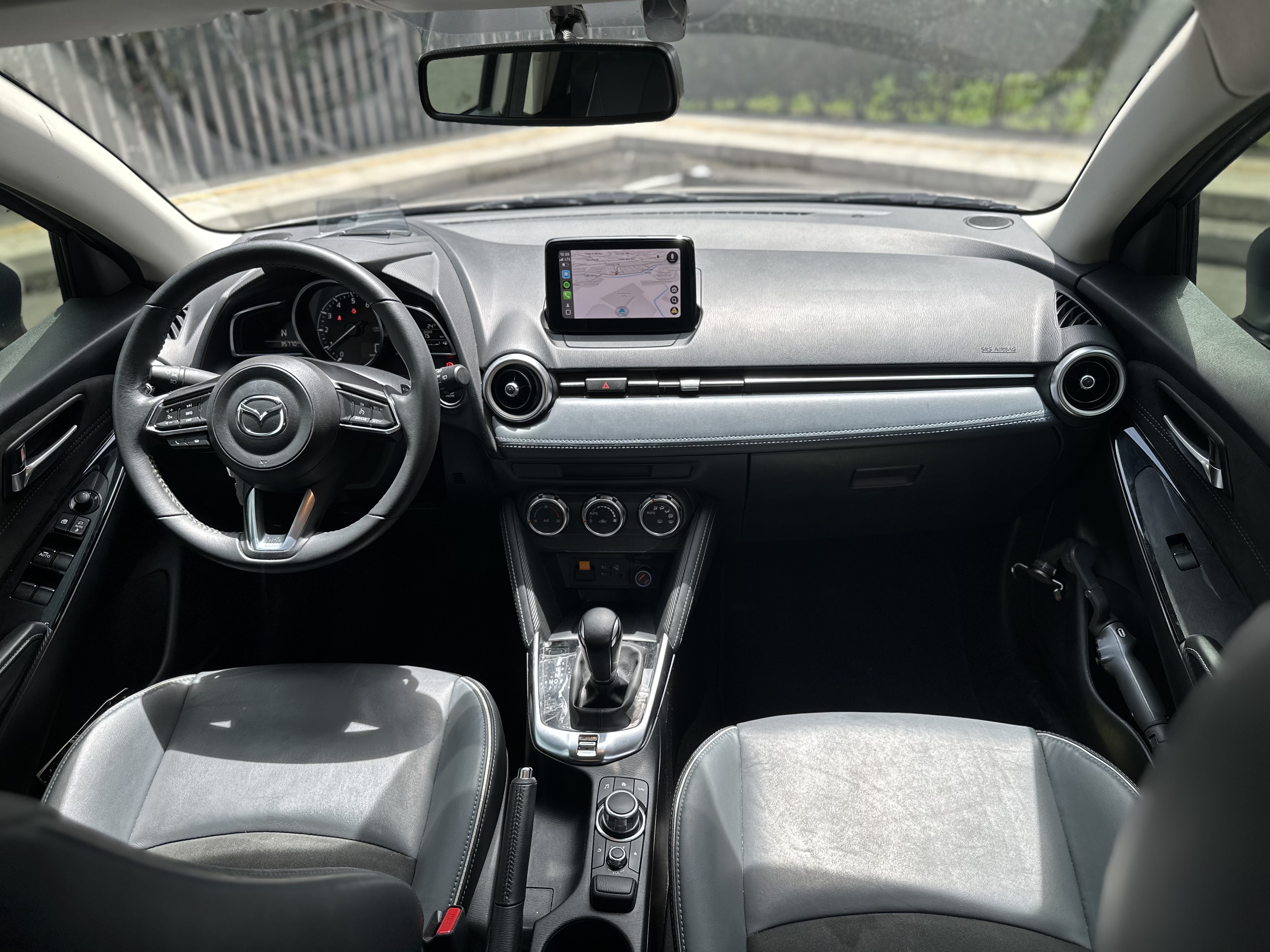 Mazda Mazda 2 Grad Touring LX miniatura 4